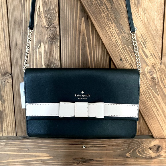 Kate Spade purse - Picture 1 of 3